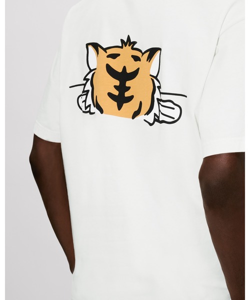 KENZO（ケンゾー）の「'KENZO Happy Tiger' エンブロイド コットン Tシャツ（Tシャツ/カットソー・メンズ・ホワイト系その他・SMALL/MEDIUM/LARGE/X-LARGE/X-SMALL）」の2枚目の写真
