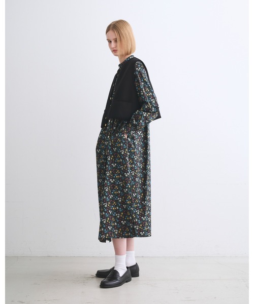 Traditional Weatherwear(トラディショナルウェザーウェア)の「ARKLEY GILET WJ(ブルゾン・レディース・ライトベージュ/ブラック・34)」の3枚目の写真