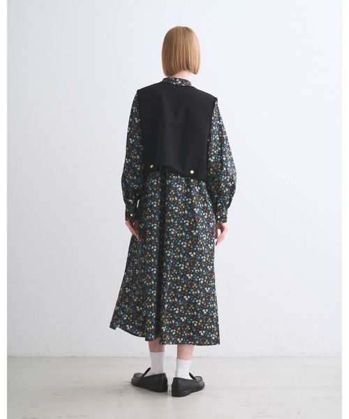 Traditional Weatherwear(トラディショナルウェザーウェア)の「ARKLEY GILET WJ(ブルゾン・レディース・ライトベージュ/ブラック・34)」の4枚目の写真