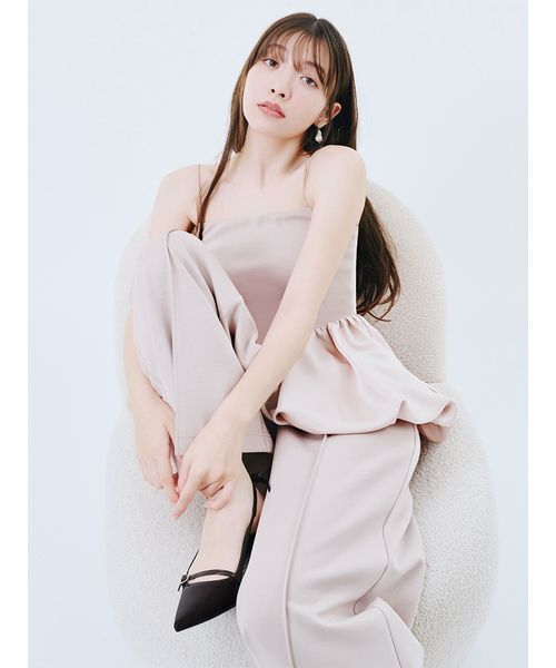 LILY BROWN(リリーブラウン)の「【WEB限定00サイズ】バルーンペプラムボンディングセットアップ(つなぎ/オールインワン・レディース・ブラック/ピンクベージュ/グレー・F)」の1枚目の写真