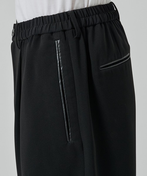 STUDIOUS（ステュディオス）の「【STUDIOUS】SUMMER ESSENTIAL SHORT PANTS（その他パンツ・メンズ・ブラック・1/2）」の8枚目の写真