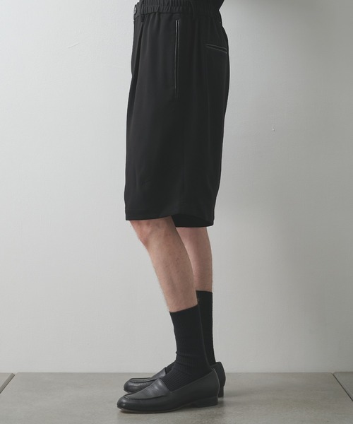 STUDIOUS（ステュディオス）の「【STUDIOUS】SUMMER ESSENTIAL SHORT PANTS（その他パンツ・メンズ・ブラック・1/2）」の5枚目の写真