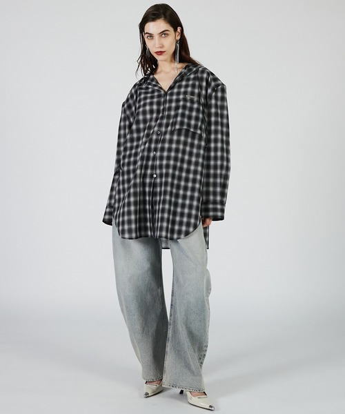 Pre-Order】ハイウエストカーブデニム / High-waisted Curved