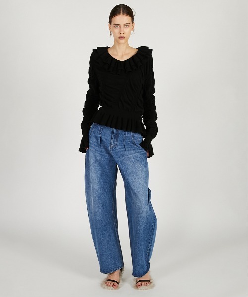 Pre-Order】ハイウエストカーブデニム / High-waisted Curved Denim