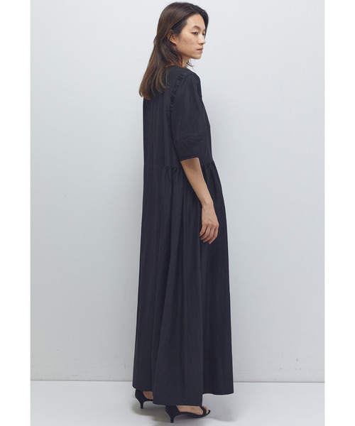 1er Arrondissement(プルミエアロンディスモン)の「ショルダーギャザーワンピース(ドレス・レディース・オレンジ系その他/ブラック系その他3・FREE)」の12枚目の写真
