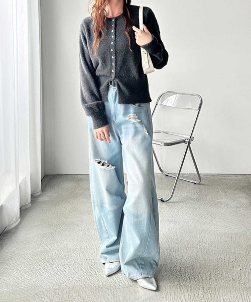 GeeRA(ジーラ)の「ゴールドボタン裾スリットシャギーニットカーディガン(カーディガン/ボレロ・レディース・レッド/グレー/アイボリー・MEDIUM/LARGE)」の16枚目の写真