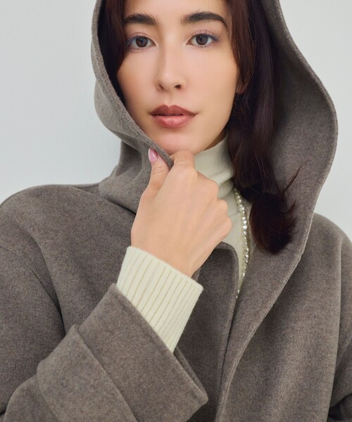 23区（ニジュウサンク）の「MANTECOPureリバー フード ロングコート（その他アウター・レディース・ブラック系/グレー系/ブラウン系/ベージュ系・38）」の12枚目の写真