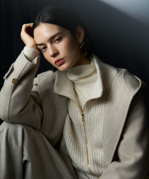 23区（ニジュウサンク）の「MANTECOPureリバー フード ロングコート（その他アウター・レディース・ブラック系/グレー系/ブラウン系/ベージュ系・38）」の17枚目の写真