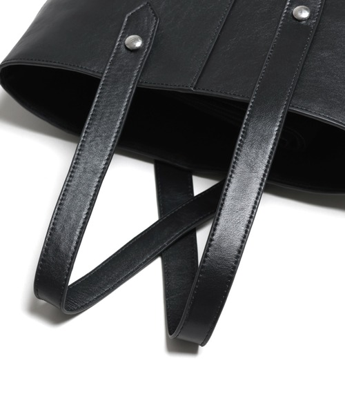 YArKA（ヤーカ）の「【YArKA/ヤーカ】 real leather swing handle bag [gil1] / スウィングハンドルバッグ（トートバッグ・メンズ・ブラック・FREE）」の8枚目の写真