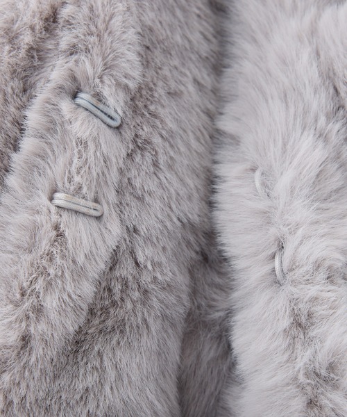 one after another NICE CLAUP(ワンアフターアナザーナイスクラップ)の「リボンティペット(マフラー・レディース・グレー/オフホワイト/ブラック・FREE)」の8枚目の写真