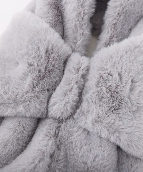 one after another NICE CLAUP(ワンアフターアナザーナイスクラップ)の「リボンティペット(マフラー・レディース・グレー/オフホワイト/ブラック・FREE)」の7枚目の写真