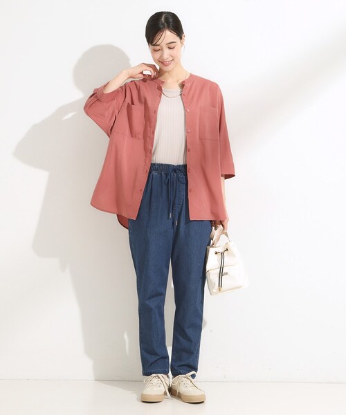 SHOO・LA・RUE(シューラルー)の「【S-LL/洗濯後しわになりにくい】コットン風 前あきドルマンブラウス(シャツ/ブラウス・レディース・ブラック/カーキ/ナチュラル/オレンジ・01/02/03/04)」の7枚目の写真