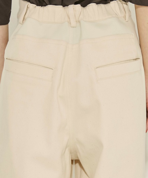 STUDIOUS（ステュディオス）の「【STUDIOUS/ステュディオス】Hyper Stretch Straight Jeans/ハイパーストレッチストレートジーンズ/デニムパンツ/ウォッシャブル/くびれ効果/サイズ調節可能/脚長（その他パンツ・レディース・ブラック/キナリ・1/2）」の4枚目の写真