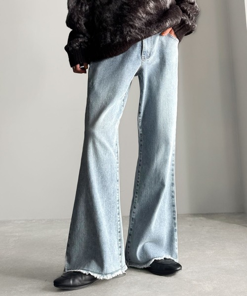 Classical Origin（クラシカルオリジン）の「ブラスト＆裾フリンジ加工ストレッチ素材スリムフレアデニムパンツ／Blasted & Fringed Stretch Slim Flare Denim Pants（デニムパンツ・メンズ・インディゴブルー/ブラック/ブルー・LARGE/MEDIUM/SMALL）」の9枚目の写真