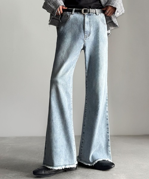 Classical Origin（クラシカルオリジン）の「ブラスト＆裾フリンジ加工ストレッチ素材スリムフレアデニムパンツ／Blasted & Fringed Stretch Slim Flare Denim Pants（デニムパンツ・メンズ・インディゴブルー/ブラック/ブルー・LARGE/MEDIUM/SMALL）」の5枚目の写真