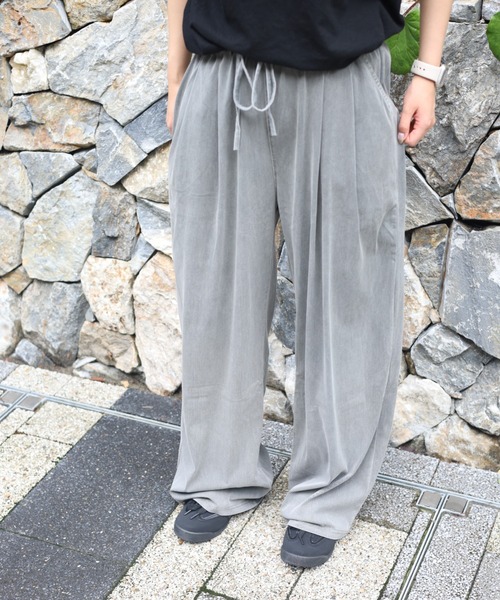 Vini（ヴィニ）の「≪シルクのような肌触り≫ テンセル風デニムライクパンツ（その他パンツ・レディース・ホワイト/グレー/ピンク・FREE）」の5枚目の写真