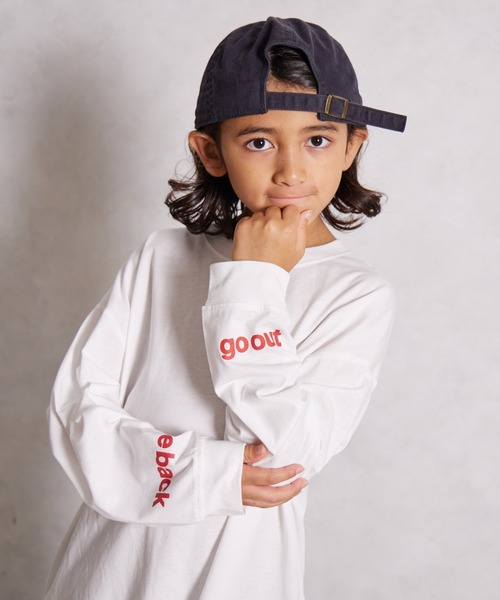 PAIRMANON STREET（ペアマノンストリート）の「【綿100%】袖プリント 長袖 Tシャツ【PAIRMANON STREET】（Tシャツ/カットソー・キッズ・ベージュ/ネイビー/ブラック系その他4/ホワイト/ホワイト系その他/ホワイト系その他3/レッド/ベージュ系その他/イエロー/ミント/ブラック系その他/ブラック系その他3/ブラック/ブラック系その他2・160/100/120/90/110/140/150/130）」の3枚目の写真