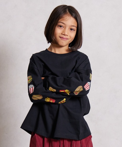 PAIRMANON STREET（ペアマノンストリート）の「【綿100%】袖プリント 長袖 Tシャツ【PAIRMANON STREET】（Tシャツ/カットソー・キッズ・ベージュ/ネイビー/ブラック系その他4/ホワイト/ホワイト系その他/ホワイト系その他3/レッド/ベージュ系その他/イエロー/ミント/ブラック系その他/ブラック系その他3/ブラック/ブラック系その他2・160/100/120/90/110/140/150/130）」の5枚目の写真