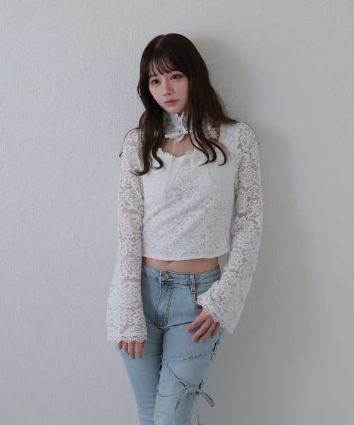 M DOLLY(エムドリー)の「flower lace serica ribbon tops / フラワーレースセリカリボントップス(その他トップス・レディース・ホワイト/ブラック・FREE)」の6枚目の写真