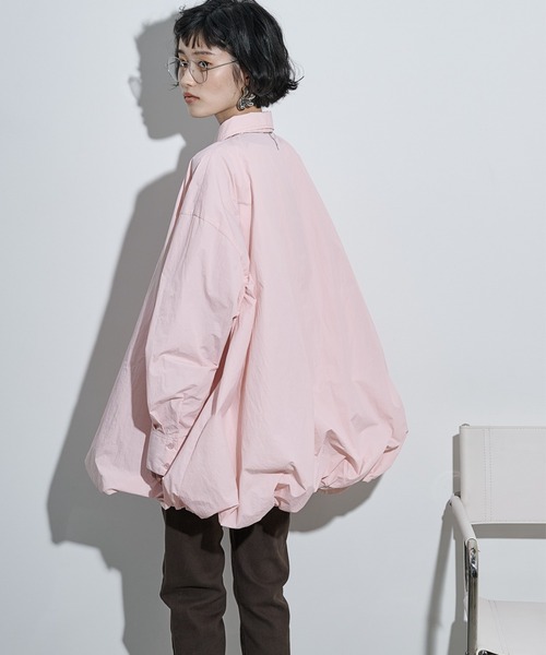 THE YOn（ザヨン）の「バルーンヘムミニシャツOP（シャツワンピース・レディース・ブラック/ライトグレー/アイボリー/サックスブルー/ピンク・FREE）」の5枚目の写真