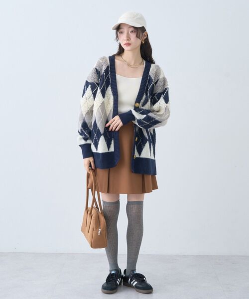 earth music&ecology(アースミュージックアンドエコロジー)の「ループ編みアーガイルカーディガン(カーディガン/ボレロ・レディース・モカ/ネイビー/グレー・FREE)」の20枚目の写真