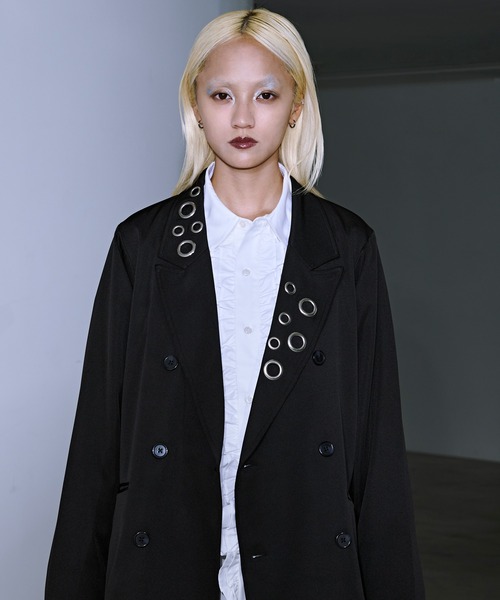 Ellno Loset(エルノロゼット)の「ハトメデザインテーラードジャケット(テーラードジャケット・メンズ・ブラック・X-SMALL/LARGE/MEDIUM/SMALL)」の2枚目の写真