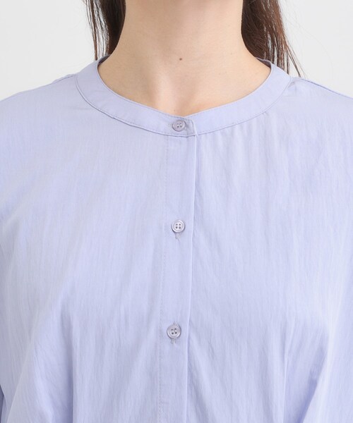 SHOO・LA・RUE(シューラルー)の「【S-LL/通勤スタイルにも】ウエストタックで程よくシェイプ 大人の上品ブラウス(シャツ/ブラウス・レディース・ブルー/ブラウン系/ブラック・04/03/02/01)」の19枚目の写真