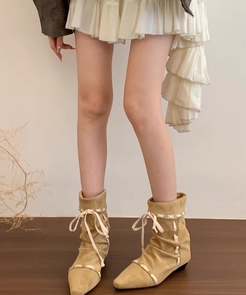 セール】ヴィンテージ感漂うスエード風レースアップブーツ（3色展開