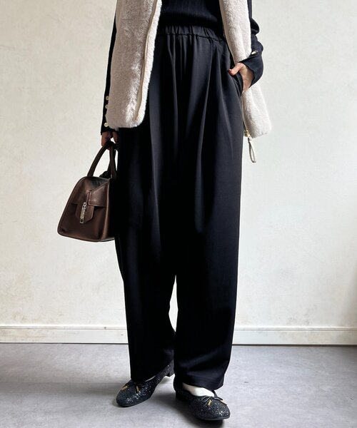 Chez toi（シェトワ）の「カットタックテーパードパンツ（その他パンツ・レディース・グリーン/ベージュ/ブラック・FREE）」の7枚目の写真