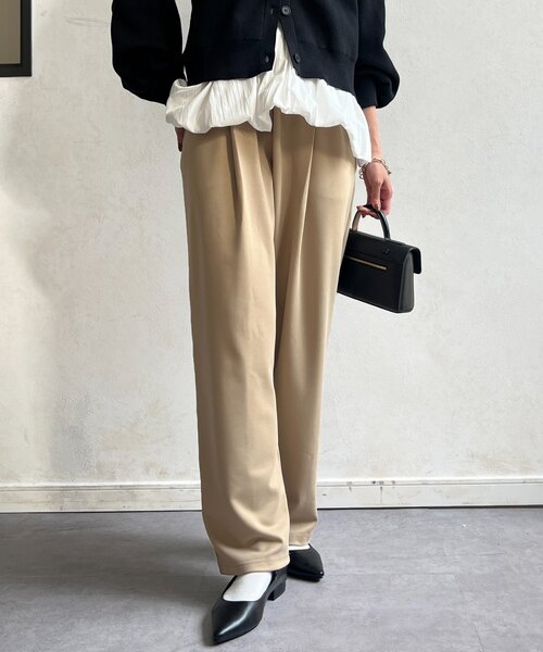 Chez toi（シェトワ）の「カットタックテーパードパンツ（その他パンツ・レディース・グリーン/ベージュ/ブラック・FREE）」の16枚目の写真