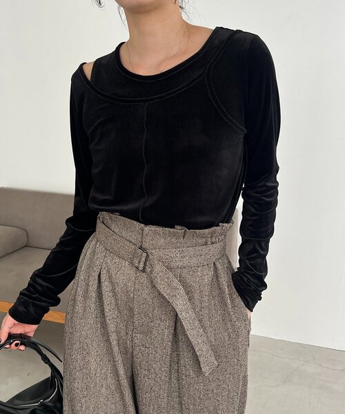CAPRICIEUX LE'MAGE（カプリシューレマージュ）の「レイヤードベロアTシャツ（Tシャツ/カットソー・レディース・ブラック/グレイッシュベージュ/ホワイト系その他・FREE）」の3枚目の写真