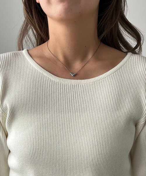 CAPRICIEUX LE'MAGE(カプリシューレマージュ)の「フレアカフスニット(ニット/セーター・レディース・ブラウン/ブラック/オフホワイト・FREE)」の7枚目の写真