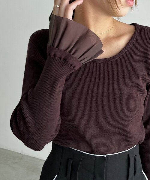 CAPRICIEUX LE'MAGE（カプリシューレマージュ）の「フレアカフスニット