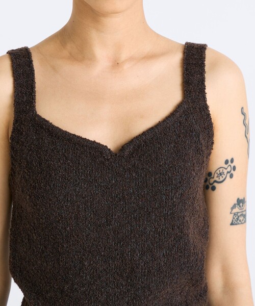 EDITION(エディション)の「ウールブークレー ニット キャミソール(ニット/セーター・レディース・キャメル/ピンク・FREE)」の7枚目の写真