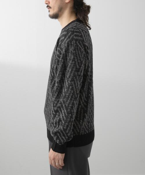 ITEMS URBANRESEARCH（アイテムズ アーバンリサーチ）の「ミックスカラー プルオーバー ニット（ニット/セーター・メンズ・ブラック/ブラウン/ブルー系その他・MEDIUM/LARGE）」の6枚目の写真