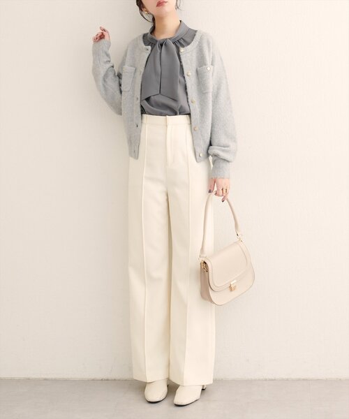 natural couture（ナチュラルクチュール）の「【WEB限定】袖口パールノット結びボウタイブラウス（シャツ/ブラウス・レディース・サックスブルー/ピンクベージュ/ブラウン/その他1/ネイビー/チャコールグレー/グレー/オフホワイト・FREE）」の17枚目の写真