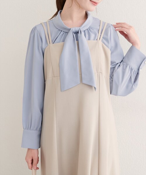 natural couture（ナチュラルクチュール）の「【WEB限定】袖口パールノット結びボウタイブラウス（シャツ/ブラウス・レディース・サックスブルー/ピンクベージュ/ブラウン/その他1/ネイビー/チャコールグレー/グレー/オフホワイト・FREE）」の20枚目の写真