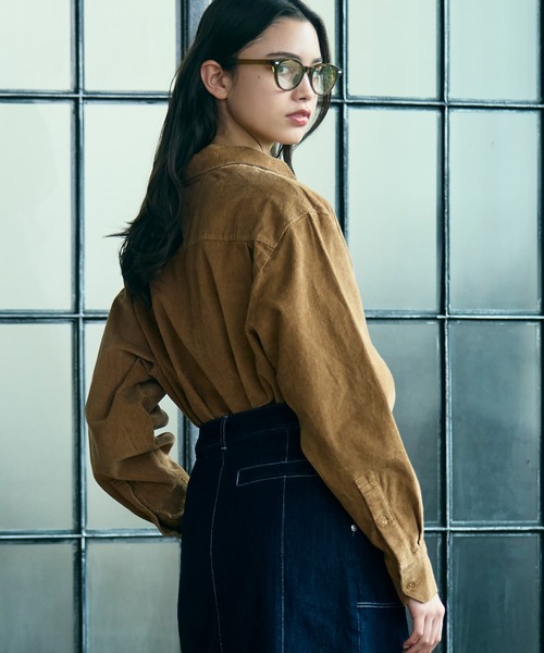 LACOSTE(ラコステ)の「オーバーサイズコーデュロイシャツ(シャツ/ブラウス・レディース・キャメル・38/40/36/34)」の12枚目の写真