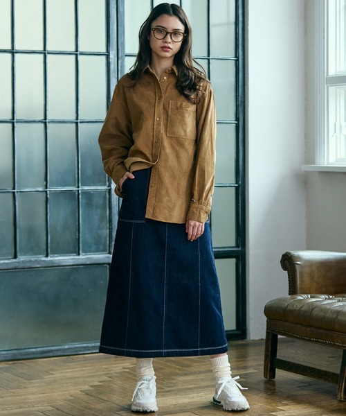 LACOSTE(ラコステ)の「オーバーサイズコーデュロイシャツ(シャツ/ブラウス・レディース・キャメル・38/40/36/34)」の13枚目の写真
