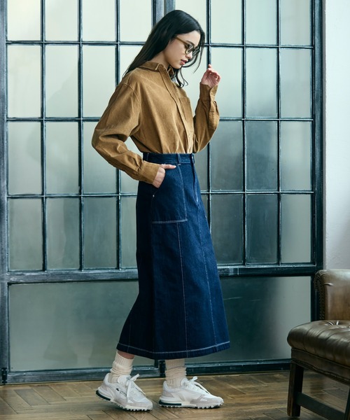 LACOSTE(ラコステ)の「オーバーサイズコーデュロイシャツ(シャツ/ブラウス・レディース・キャメル・38/40/36/34)」の17枚目の写真