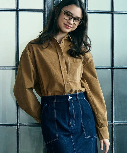 LACOSTE(ラコステ)の「オーバーサイズコーデュロイシャツ(シャツ/ブラウス・レディース・キャメル・38/40/36/34)」の9枚目の写真