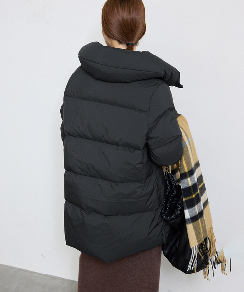 Pyrenex(ピレネックス)の「《追加》PYRENEX/ピレネックス ELAURA2 HWU036(ダウンジャケット/コート・レディース・ブラック/チャコールグレー/ライトグレー・SMALL/MEDIUM)」の9枚目の写真