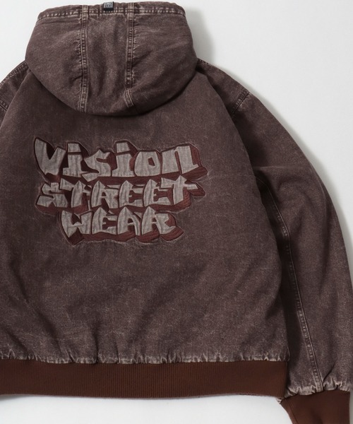 VISION STREET WEAR(ヴィジョンストリートウェア)の「2025AW VISION STREET WEAR/ヴィジョンストリートウエア ウォッシュ加工 フロント・バックロゴ刺繍 ビックシルエット 中綿 デニムフードブルゾン(ブルゾン・メンズ・パープル/ブラウン/スミクロ・M/L)」の2枚目の写真