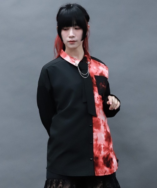 NIBBLE POISON(ニブルポイズン)の「マーブルバイカラーシャツ(シャツ/ブラウス・レディース・グレー/ブルー/レッド・MEDIUM)」の1枚目の写真