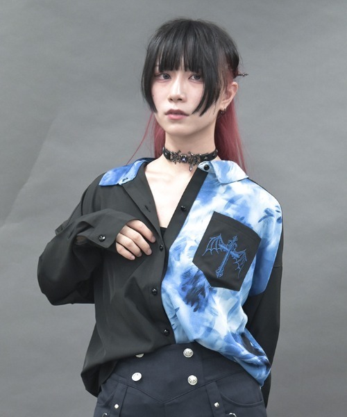 NIBBLE POISON(ニブルポイズン)の「マーブルバイカラーシャツ(シャツ/ブラウス・レディース・グレー/ブルー/レッド・MEDIUM)」の10枚目の写真