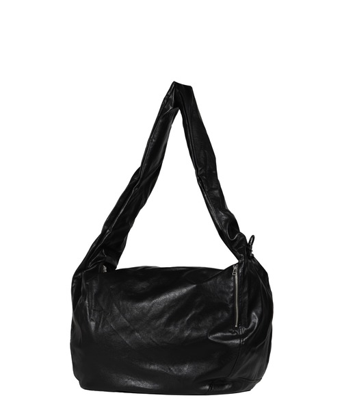 WIZZARD ブラックショルダーバッグ Wizzard（ウィザード）の「FAUX LEATHER WAVE BAG（ショルダーバッグ
