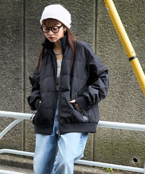 PUBLUX（パブリュクス）の「TAION/タイオン SC TRACK DOWN JKT　限定展開/スポーツ クラシック トラック ダウン ジャケット（ダウンジャケット/コート・レディース・ブラック/グレー・LARGE/MEDIUM/X-LARGE）」の8枚目の写真