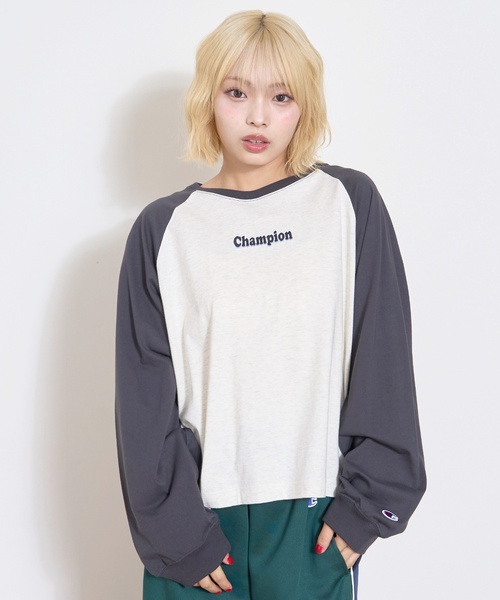 Champion（チャンピオン）の「【Champion】【綿100％】ラグラン長T（Tシャツ/カットソー・キッズ・ライトブルー/グリーン/ブラック・S:140cm/M:150cm/L:160cm）」の2枚目の写真