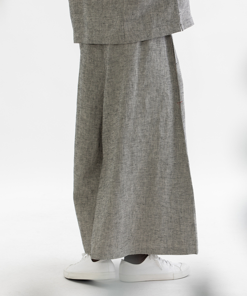 nop de nod(ノップドゥノッド)の「リネンビエラ起毛フレアーマキシパンツ(その他パンツ・レディース・スミクロ/ネイビー/ブラック・M)」の14枚目の写真
