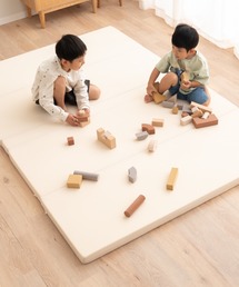 東京家具（トウキョウカグ）の「暮らしに馴染む シームレスプレイマット/200×140cm（ラグ/マット）」